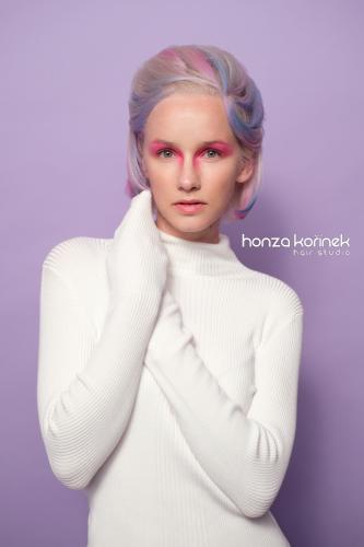 COLORS of the SKY by Radka Vomáčková, Hair studio Honza Kořínek