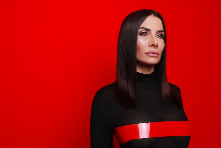 Eva Decastelo, rEDtape21, Hair studio Honza Kořinek (3).jpg