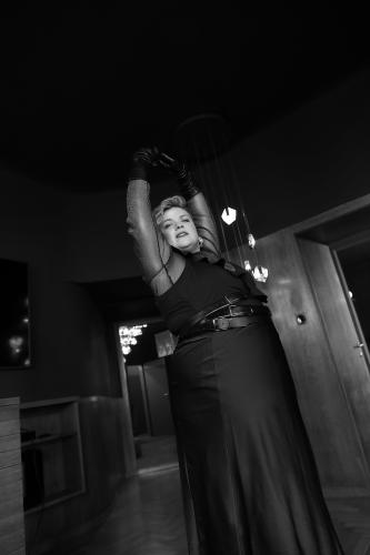 Lucie Polišenská, OPRAVDOVÁ, Hair studio Honza Kořínek (15).jpg